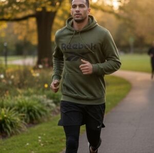 Reebok  pullover hoodie‎ Men's L Kangaroo Pocket